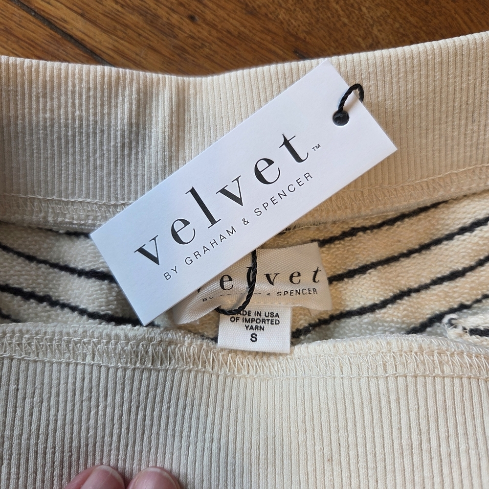 Velvet by Graham & Spencer Women's Knit Shorts - Cream and Black Stripes - Picture 5 of 5